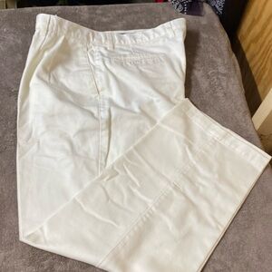 Dockers W38 L29 long pants cream colored